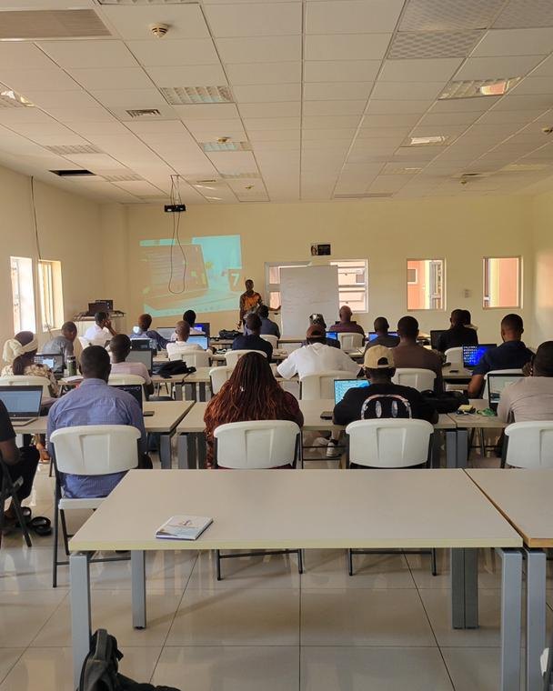 toko academy's Happiness Zacham kabantiok at AUN Lab
